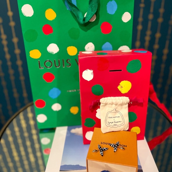 Louis Vuitton Yayoi Kasuma Louisette Earrings - Picture 4 of 4